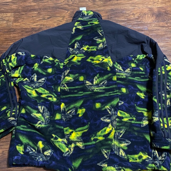 Brand New Men’s Adidas Big Trefoild Printed Polar - Picture 8 of 14